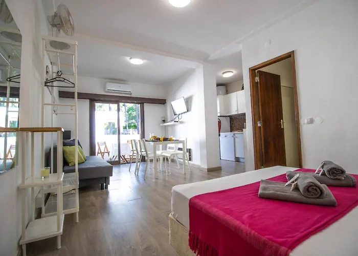 Apartmán Golf With Pool By Homing